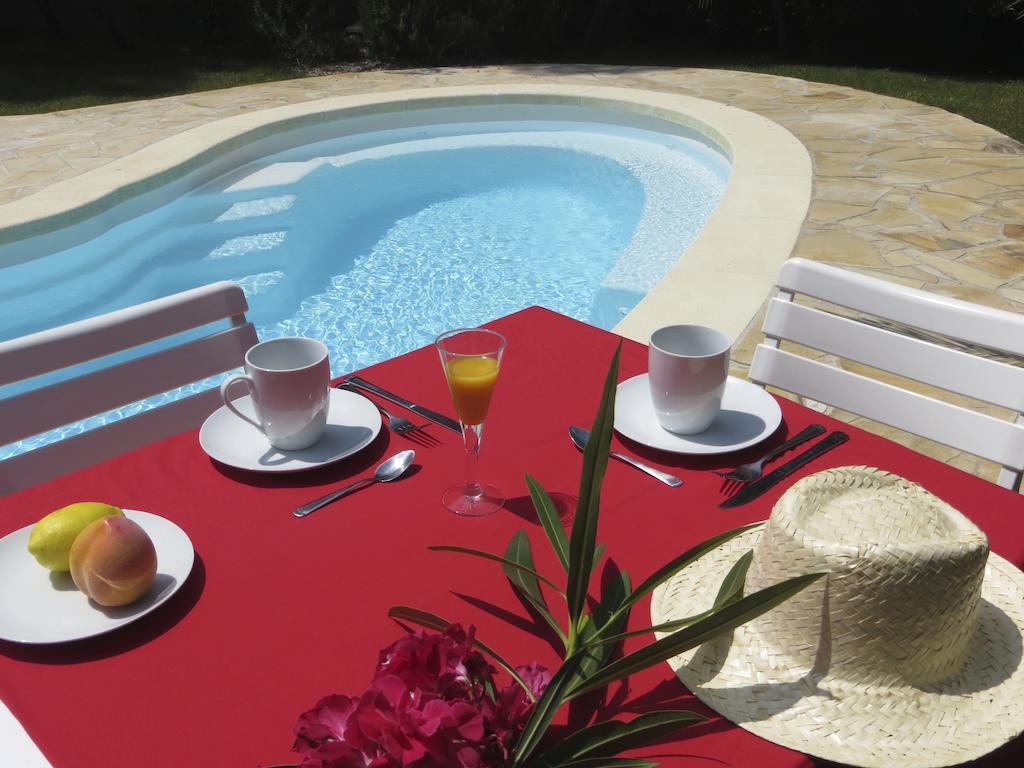 Appartement Dans Villa St Raphael Saint-Raphaël Rom bilde