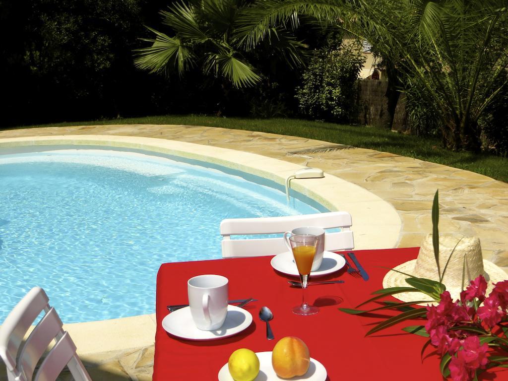 Appartement Dans Villa St Raphael Saint-Raphaël Rom bilde