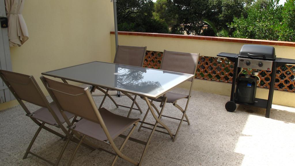 Appartement Dans Villa St Raphael Saint-Raphaël Rom bilde