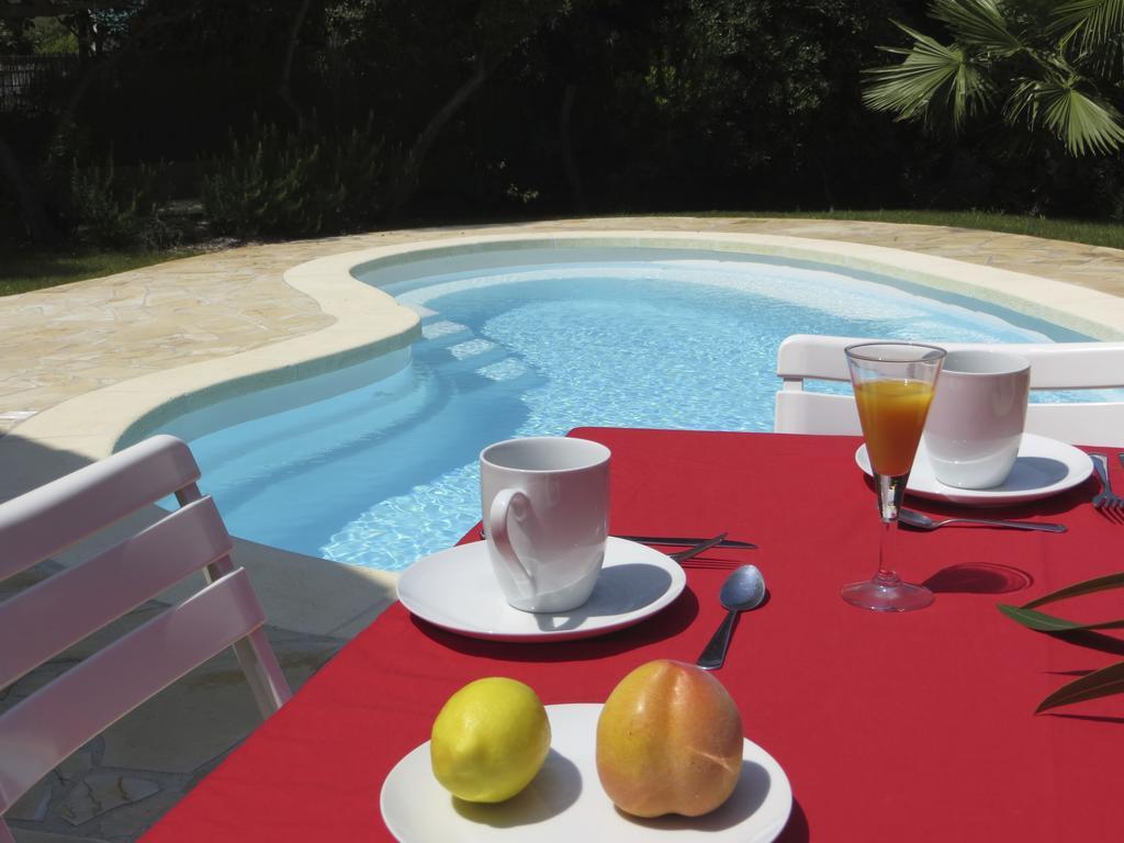 Appartement Dans Villa St Raphael Saint-Raphaël Rom bilde