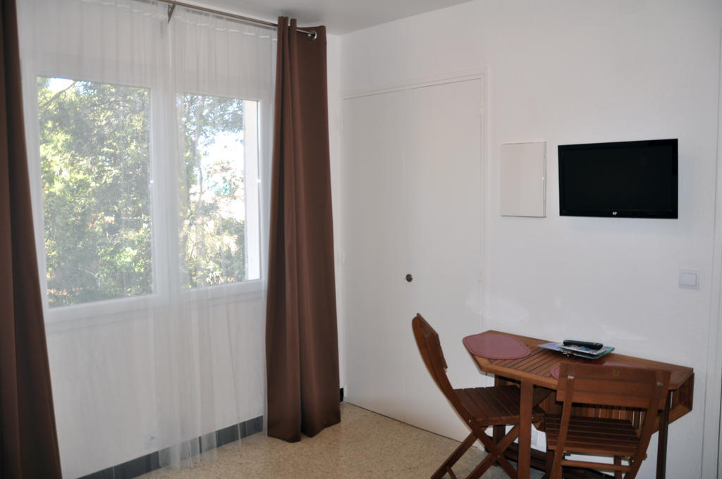 Appartement Dans Villa St Raphael Saint-Raphaël Rom bilde