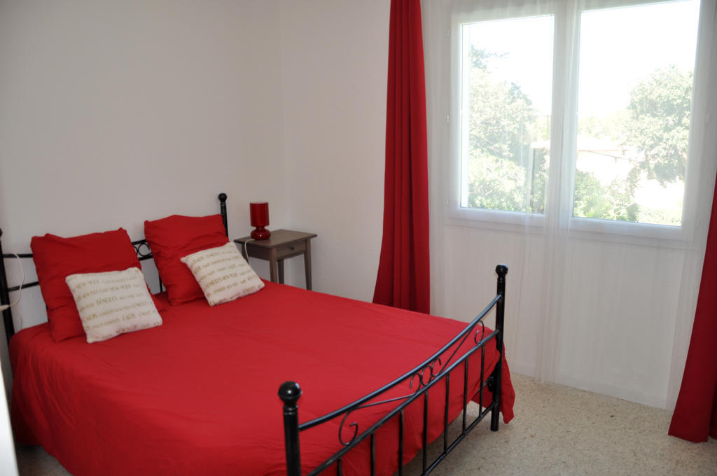 Appartement Dans Villa St Raphael Saint-Raphaël Rom bilde